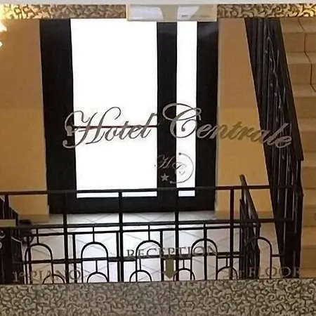 Szálloda Centrale Milánó