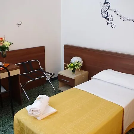 ホテル チェントラーレ ミラノ