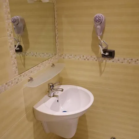 سنترال فندق ميلان